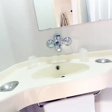 Hotel Premiere Classe Mulhouse Sud 5*